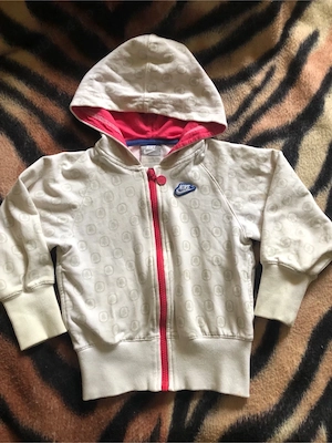 Bluza cu gluga Nike marimea 104-110