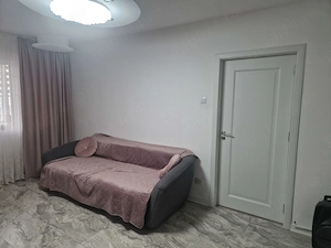 Proprietar vand apartament 2 camere decomandat in zona Kaufland Ploiesti Vest - imagine 8