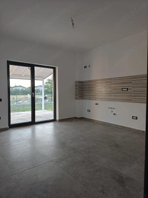 FARA COMISION casa eleganta 4 CAMERE 3 bai 2 placi cu incalzire pardoseala la cheie merita vazuta - imagine 8