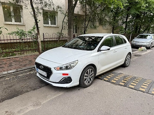 vând auto Hyundai i3  CRDI  - imagine 9