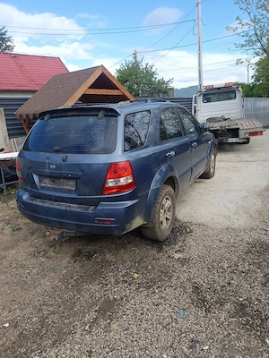 dezembrez kia 2.5 disel  - imagine 5