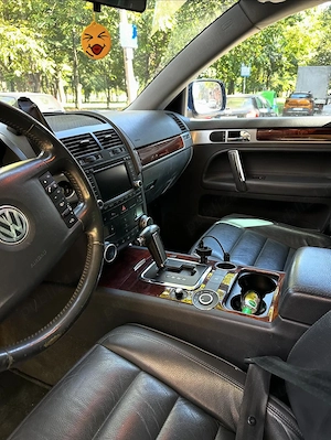 Volkswagen Touareg v6 3.0 - imagine 2