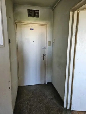 Semicentral - Vanzare apartament 2 camere - Str. Libertatii - imagine 5