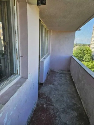 Semicentral - Vanzare apartament 2 camere - Str. Libertatii - imagine 3