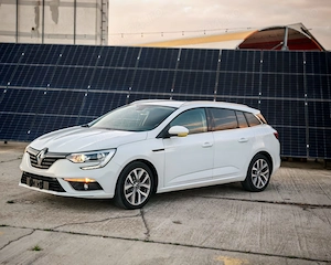 Renault Megane-Limited 1.5 DCi 110 CP EURO 6 - imagine 2