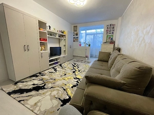 Vand Apart cu 3 Cam ,Decomandat ,et.3 ,Ultracentral ,84.900 Euro neg  - imagine 3