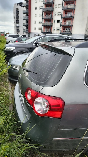 VW Passat  - imagine 5