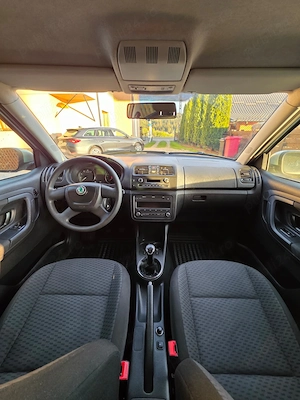 Skoda Fabia 1.2 Benzină 2011   Consum mic   Întreținută - imagine 7