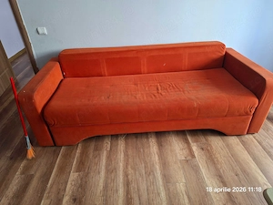 de vanzare canapea extensibila, frigider cu congelator, pat dublu matrimonial