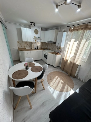 Apartament 3 camere decomandat mobilat si utilat, la cheie - imagine 9