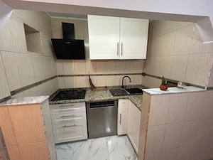 Inchiriez apartament spatios zona ultracentrala - imagine 5