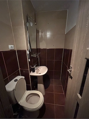 Inchiriez apartament spatios zona ultracentrala - imagine 10