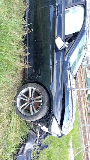 Dezmembrez BMW 320 xdrive 2.0 diesel 140kw  - imagine 4