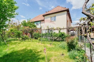 Casă / Vilă cu 6 camere de vânzare în zona Bartolomeu - imagine 2