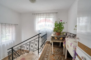 Casă / Vilă cu 6 camere de vânzare în zona Bartolomeu - imagine 6