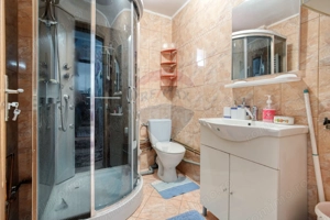 Casă / Vilă cu 6 camere de vânzare în zona Bartolomeu - imagine 10