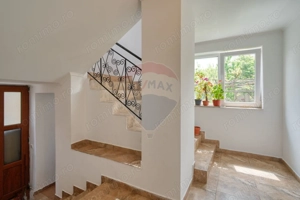 Casă / Vilă cu 6 camere de vânzare în zona Bartolomeu - imagine 15