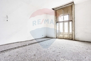 Apartament spatios de vanzare in Palatul Neuman, ultracentral. - imagine 5