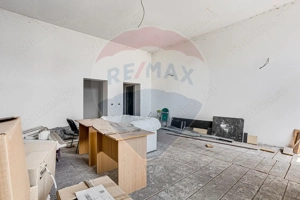 Apartament ultracentral 62 mp cu 2 ferestre spre bulevard - imagine 7