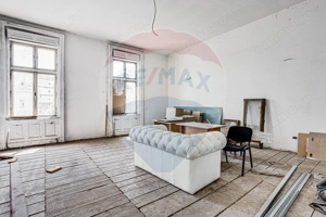Apartament ultracentral 62 mp cu 2 ferestre spre bulevard - imagine 5