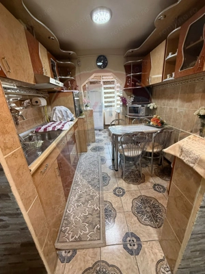 Apartament cu 2 camere de vânzare - imagine 9