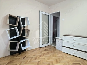 Apartament cu 3 camere,de inchiriat, parter, Arad