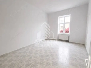 Spatiu SAD medical 68 mp, policlinica, ultracentral, Sanicolaul Mare.