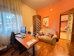 Vilă cu teren 920 mp, pentru familie sau investiție in Timisoara - imagine 8