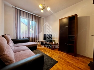 Casa cu 5 camere de inchiriat, garaj, Dumbravita - imagine 10