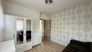 Apartament de vanzare cu 3 camere, etajul intai, Dumbravita - imagine 7