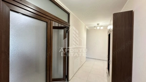 Apartament de vanzare cu 3 camere, etajul intai, Dumbravita - imagine 11