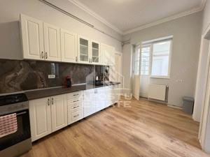 Apartament 3 camere, etaj 1,  renovat in Timisoara zona Balcescu. - imagine 8