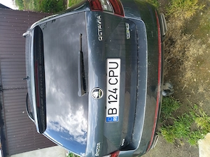 Vând Skoda Octavia 3 diesel VRS 185cp. Break cupre automata,padele,pilot automat,senzori peste tot,  - imagine 3