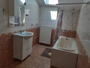 Proprietar închiriez  apartament 2 camere Piața Spitalului  - imagine 6