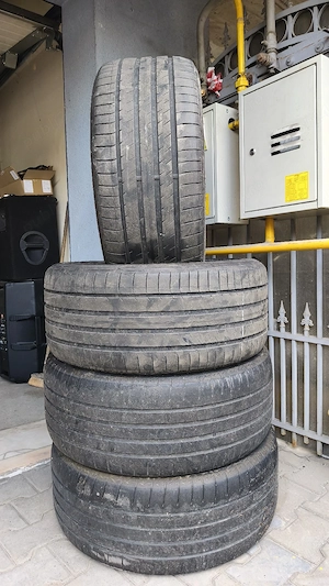 Anvelope vara 275/40/20