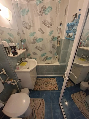 Vand apartament 2 camere - imagine 9