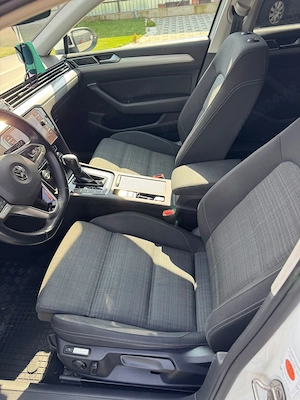 VW Passat B8.5 2.0 tdi DSG an 2020 Comfortline - imagine 7