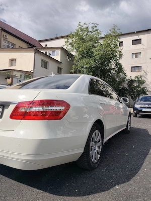 Mercedes E200 BlueEFFICIENCY - Consum Redus   Impecabil   Km reali   Fiscal pe loc - imagine 6