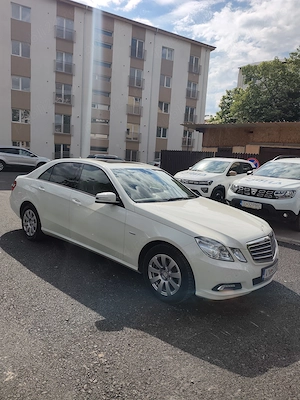 Mercedes E200 BlueEFFICIENCY - Consum Redus   Impecabil   Km reali   Fiscal pe loc - imagine 4