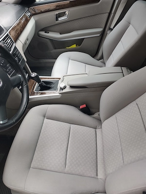Mercedes E200 BlueEFFICIENCY - Consum Redus   Impecabil   Km reali   Fiscal pe loc - imagine 10