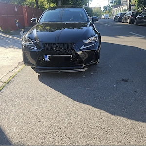 Lexus is 300h - imagine 3