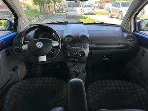 VW Beetle - 1.6 benzina - 102 CP - 178k Km - E4 - AC - Incalzire scaune - Geamuri si oglinzi electri - imagine 4