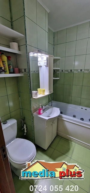  De închiriat apartament 2 camere decomandat   Micro 20, Bld. Dunărea - imagine 6