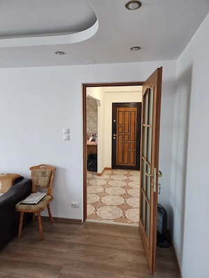 Apartament 3 camere de vanzare - imagine 4