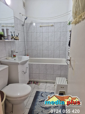  De vânzare apartament 2 camere   Țiglina II - imagine 4