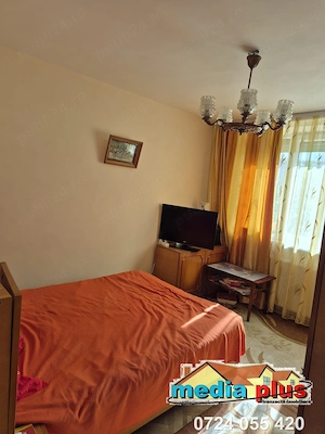  De vânzare apartament 2 camere   Țiglina II - imagine 3