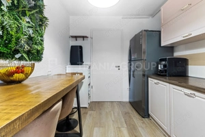 Apartament cochet mobilat-utilat, 3 camere, parcare, boxa, Kasper Coresi - imagine 12
