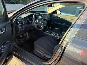 se vinde Kia Optima 1.7 DSL 6MT Classic - imagine 9