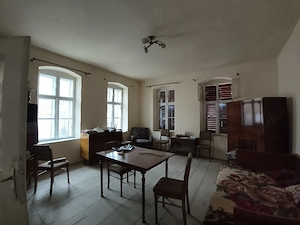 casa săsească in  zona turistica în Zărnești Brașov  - imagine 5