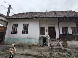 casa săsească in  zona turistica în Zărnești Brașov  - imagine 6
